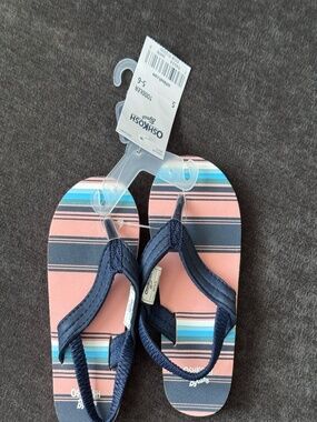 OshKosh B'gosh toddler flip-flops